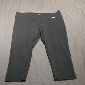 Nike Women's Black Capris